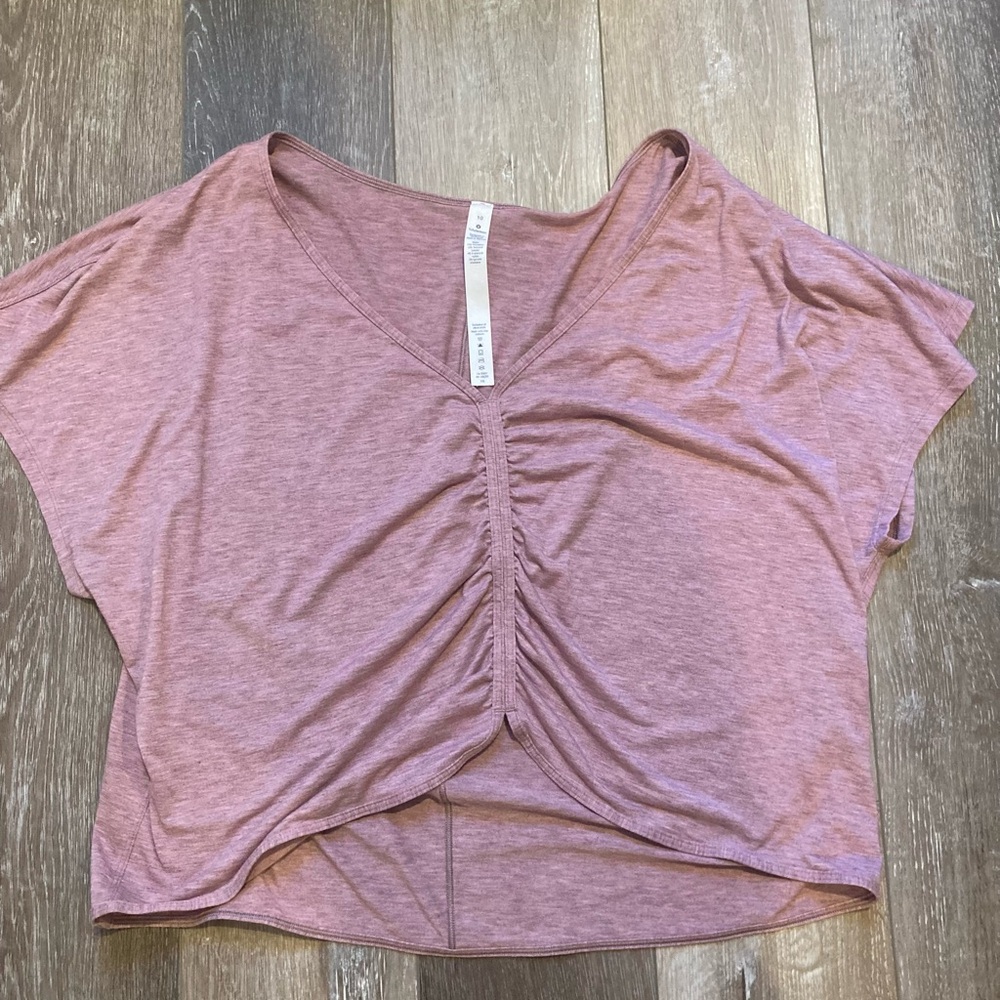 Lululemon crop top size 10